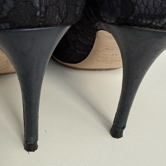 Valentino Garavani Black Lace Slip On Pointed Toe Heels Pumps Shoes Size 37 - Picture 8 of 17
